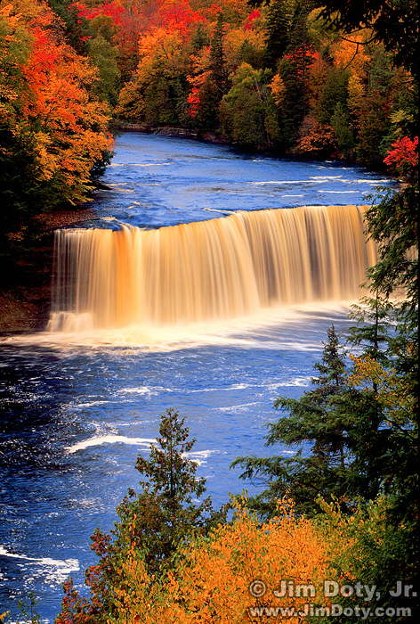 981008_Autumn_TAHQ_Falls_CB019_w7